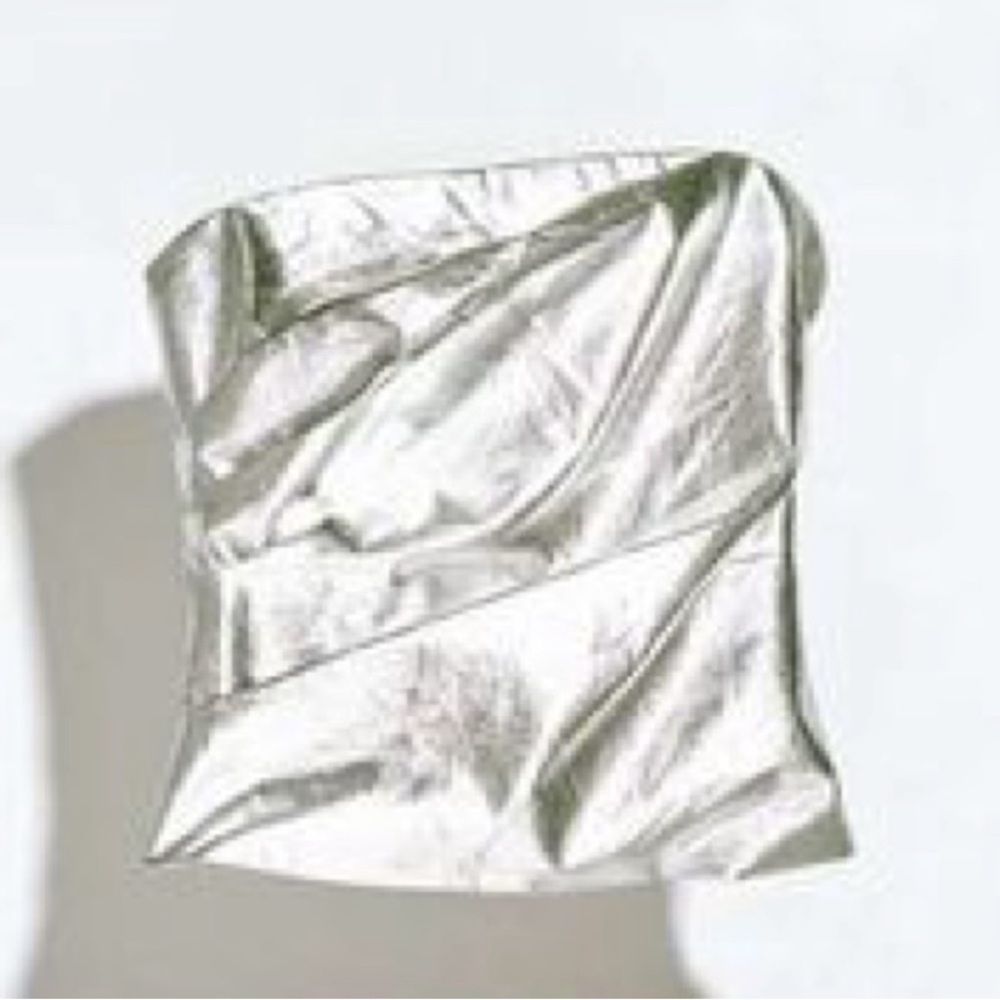 NWT. Zara Silver Metallic Poplin Strapless Top. Size XS